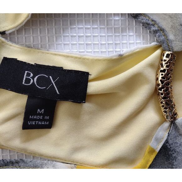 BCX Women's Size Medium Sleeveless Blouse Multilayered Chiffon Gold Hardware - Picture 3 of 8